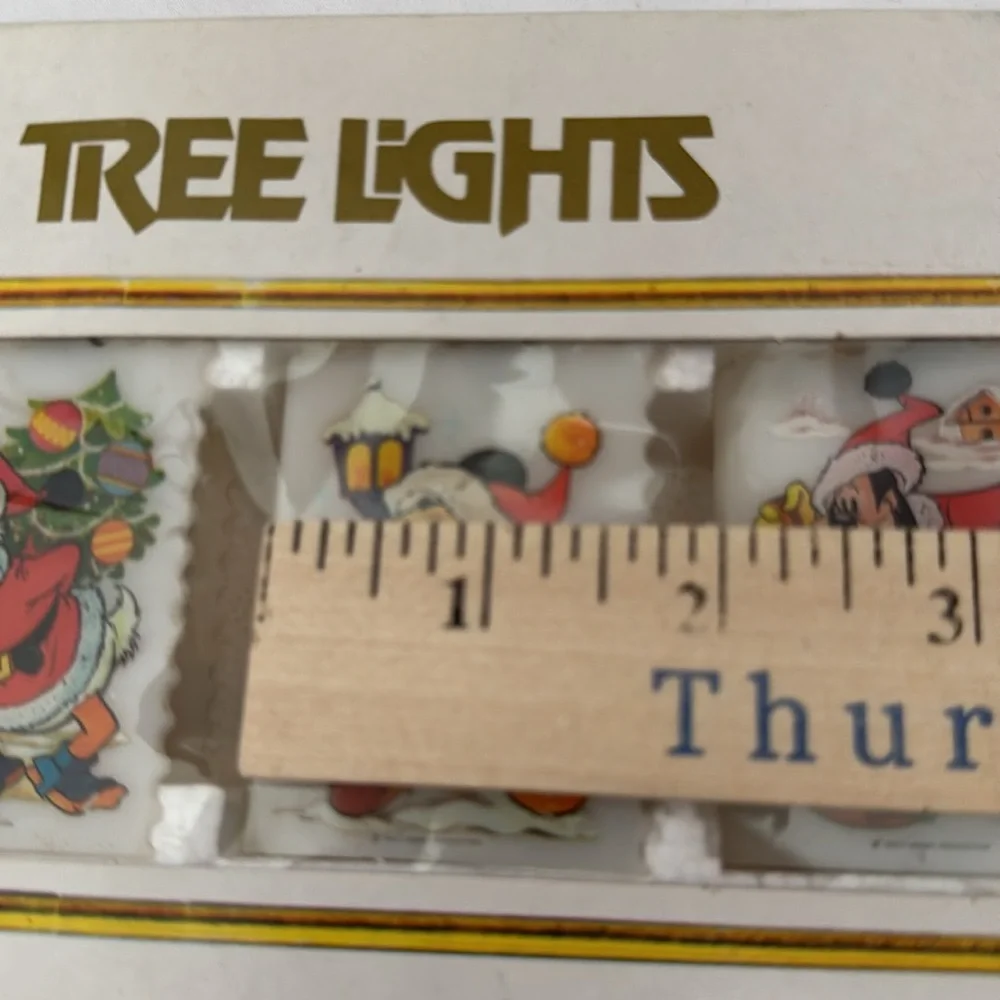 Disney Kurt S. Adler 10 Novelty Tree Lights Style #UL174 has flaw